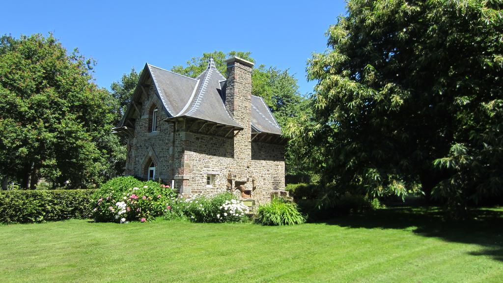Holiday Home Chateau De Bouceel Mont Saint Michel Vergoncey Exterior foto